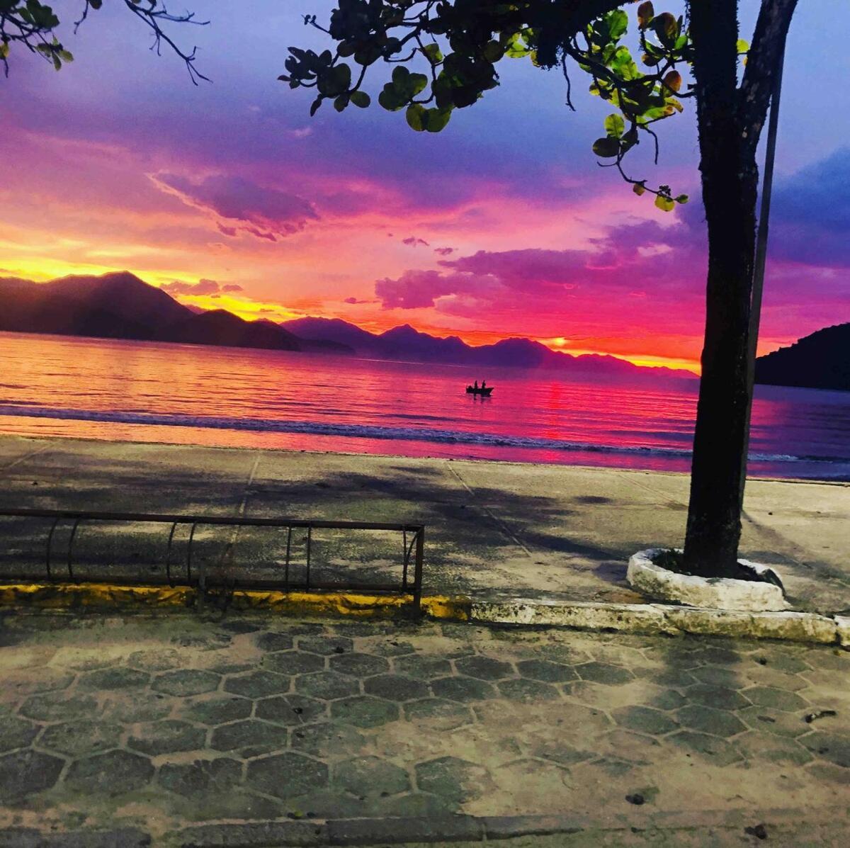 Ubatuba Casa Frente Mar Villa Eksteriør billede
